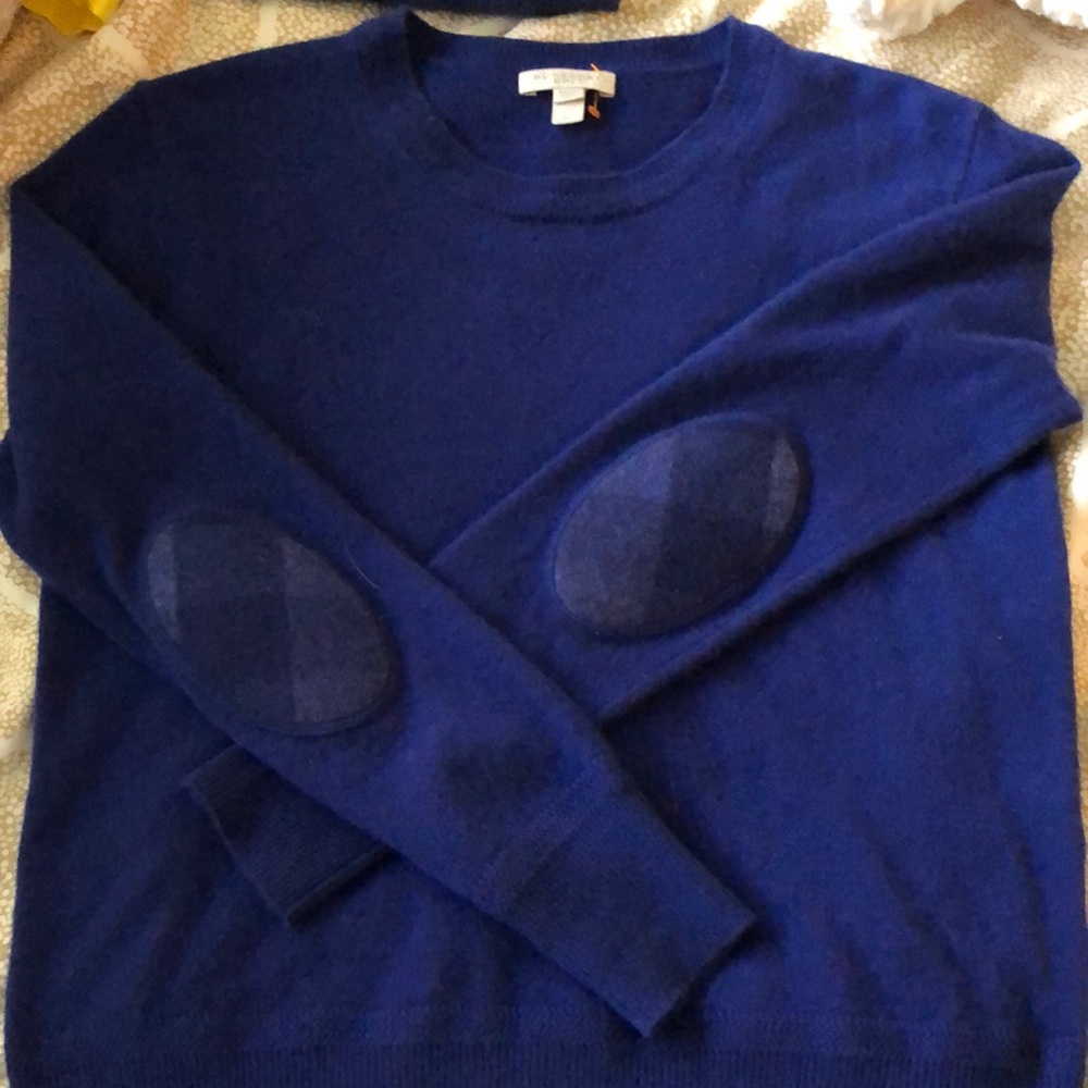 Burberry Britt blue sweater with patchwork elbows